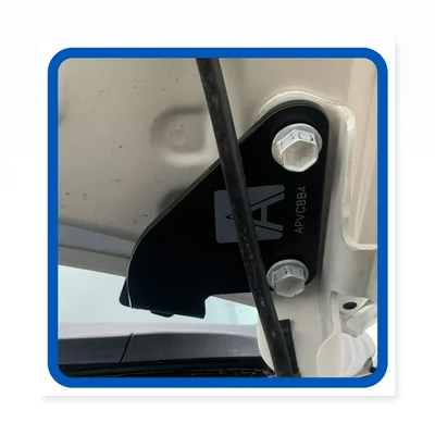 Toyota Hilux Uniden X76 Value Pack 5W UHF CB Radio & Antenna with Bonnet Bracket Essential Install Bundle 2015-2025