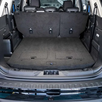 Razed False Floor Ford Everest Next-Gen (7-Seat)