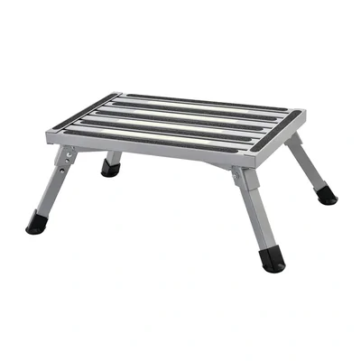 Ironman 4x4 IQFSTEP Quick-Fold Camping Step