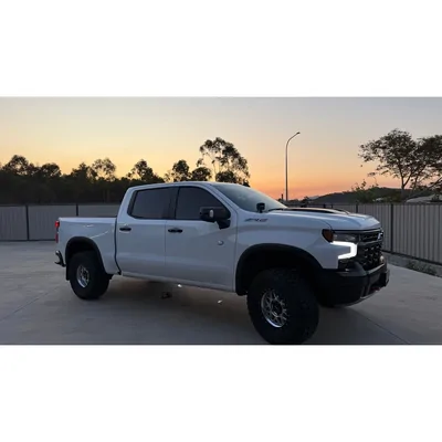 GMF4x4 LB-055 (055-LB) Chevrolet Silverado 1500 PAIR Bonnet LED Light Antenna Bracket 2019+